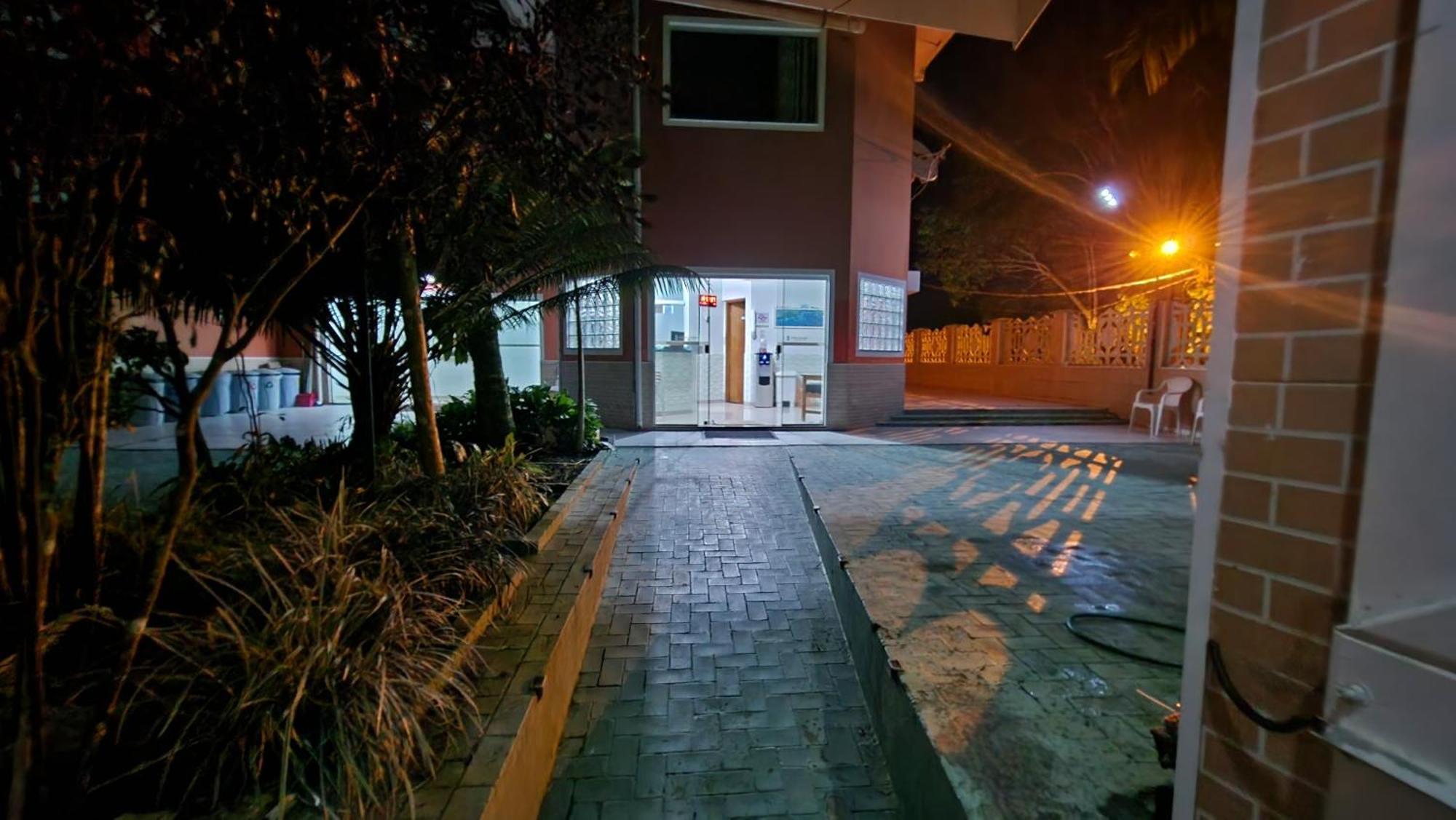 Suites Ubatuba Praia Da Lagoinha Esterno foto